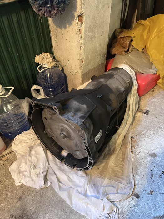 Продавам кутия “6HP26” с хидрото към нея (Е60)