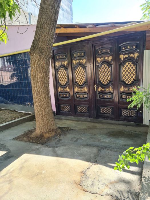 Дом с двориком Аренда . С ремонтом ! Миробадский район