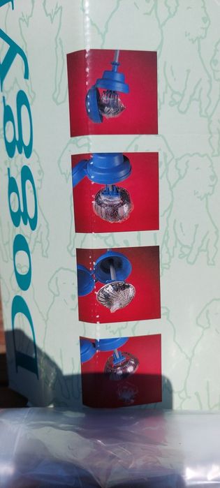 Dispozitiv pentru adunat excremente pentru caine