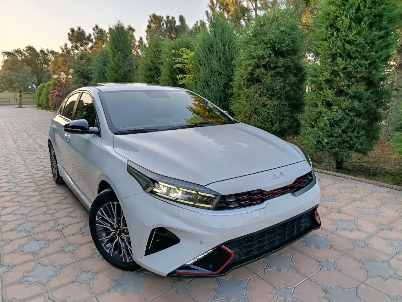 Kia CERATO 2024! 2 Litr Fulli. Rasmiy Salondan 433 mln olingan
