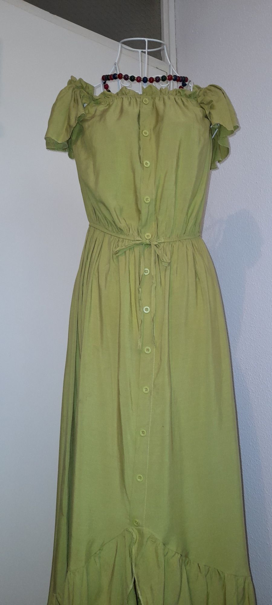 Rochie lunga verde fistic din viscoza