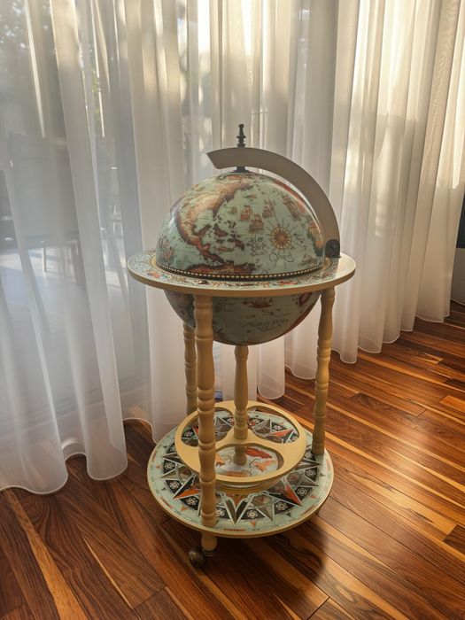 Bar Glob pământesc