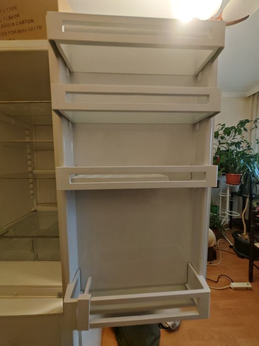 Хладилник LIEBHERR
Liebherr CU 3311 – 55 см ширина, комбиниран с фриз