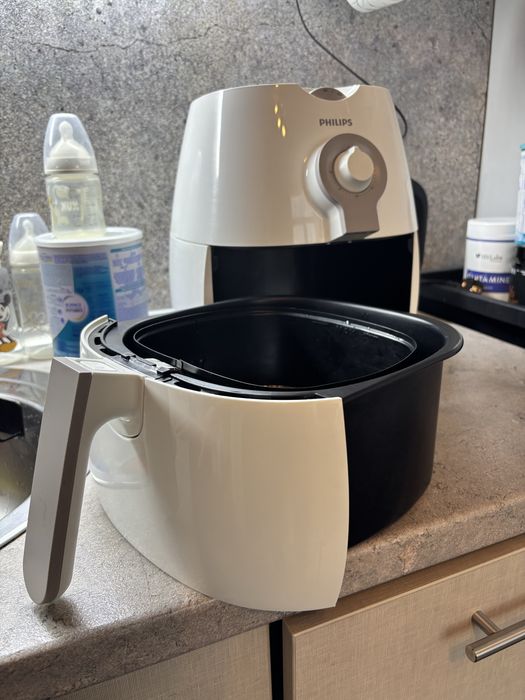 Philips Air-Fryer HD9216 (модел HD9216/80)