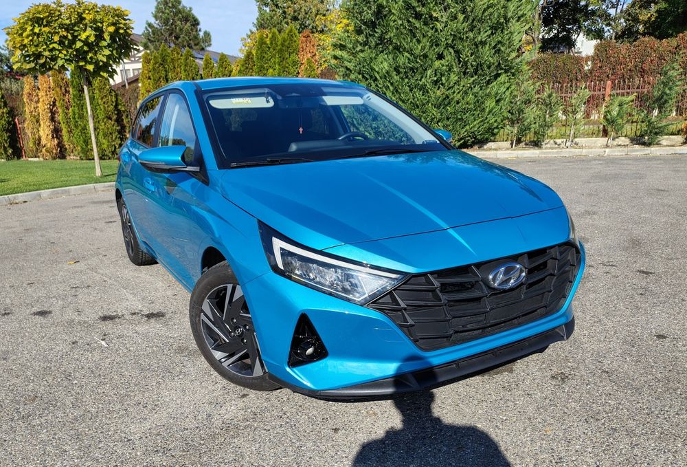 Vând Hyundai i20