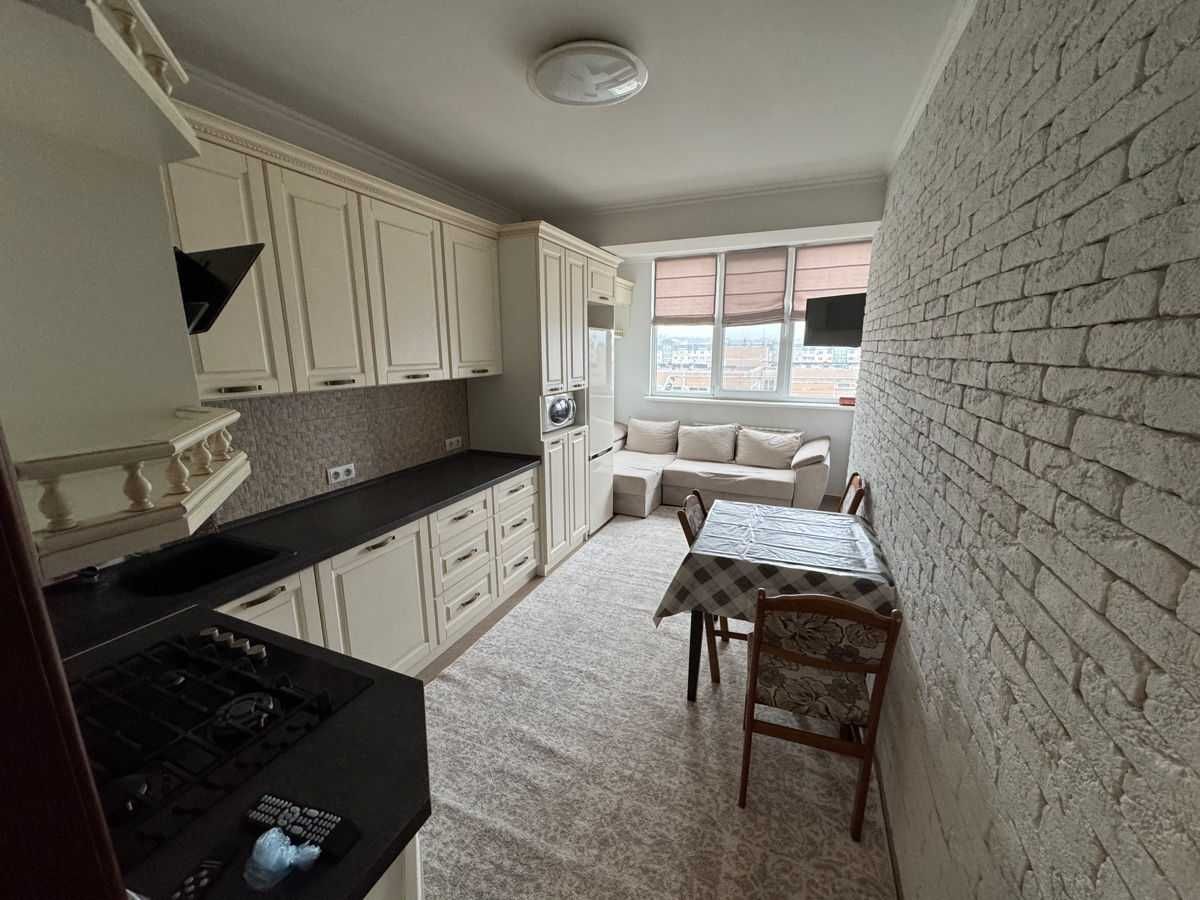 Дава се под наем Едностаен апартамент в София, Люлин 2 - 48 кв.м за 395 € - Снимка #2