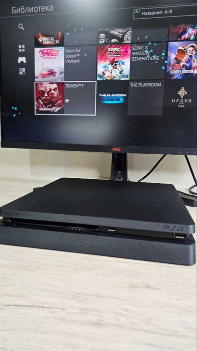 Продаётся PlayStation 4 Slim (прошивка 9.0) — полностью готовая к игре