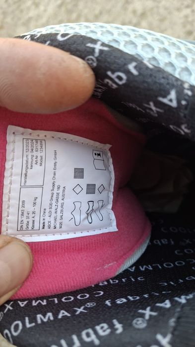 Vând role noi cu eticheta