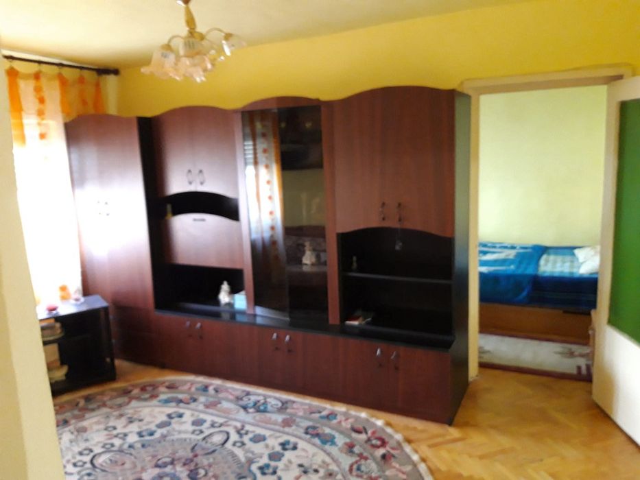 Închiriez apartament 2 camere Rogerius Oradea
