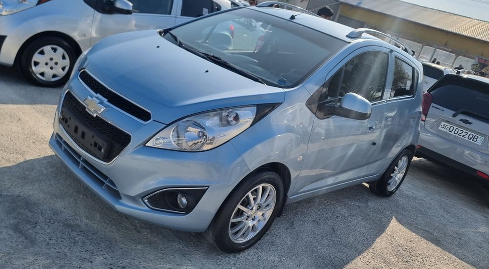 Spark 4-pozitsa Avtomat 2019-yil kraska radnoy 54ming probeg metan gaz