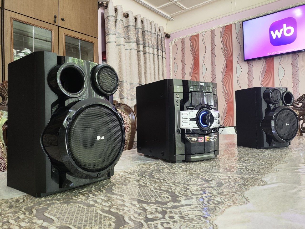 Orginal usb LG holati zo‘r bass va ovozi ham zo‘r