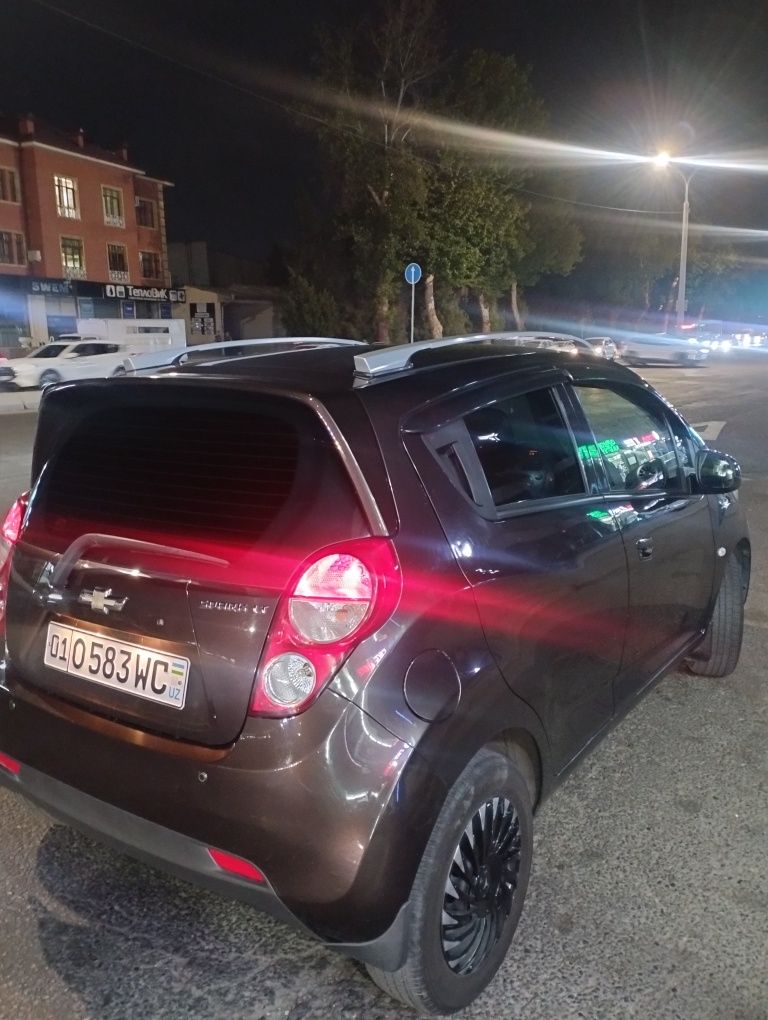 Спарк 2019.  4 позиция Автомат машина в отличном состоянии