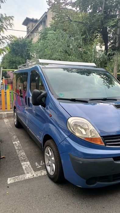 Vănd Renault Trafic 2 8+1 persoane
