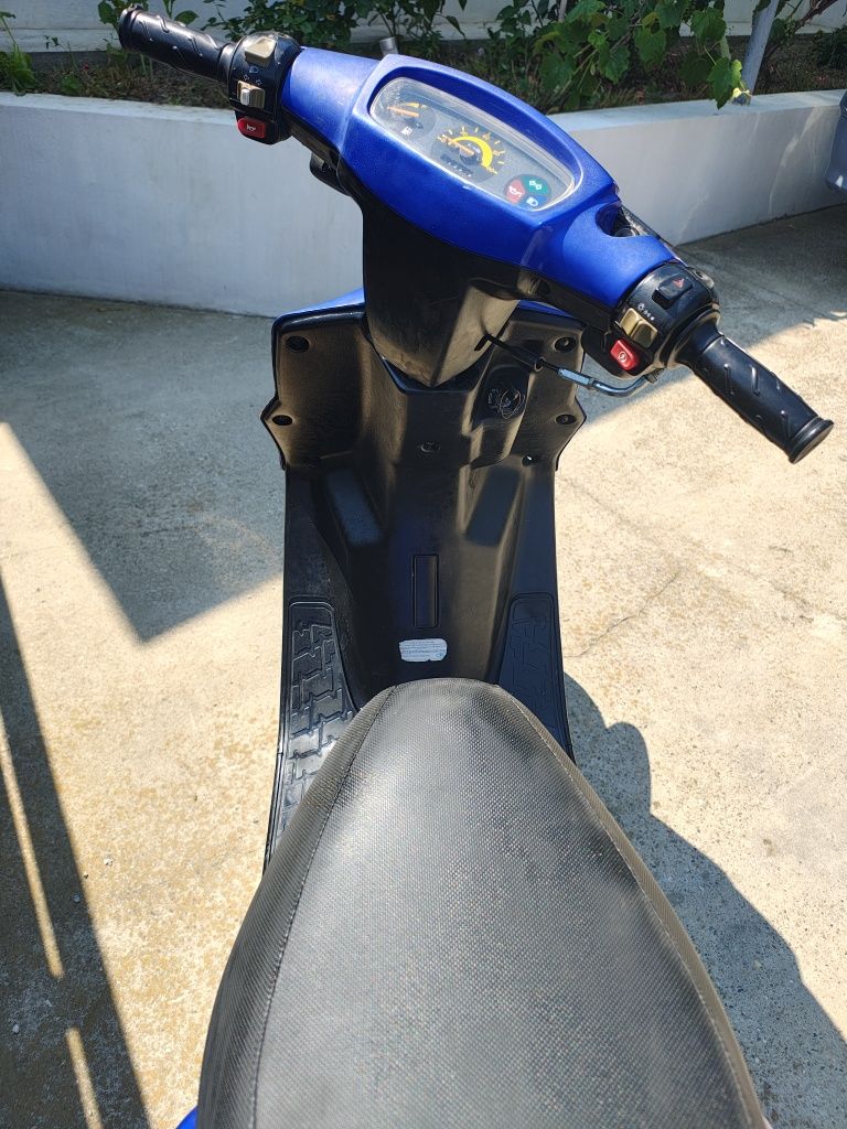 Scuter Pegasus Sky 49 cc tgb albastru