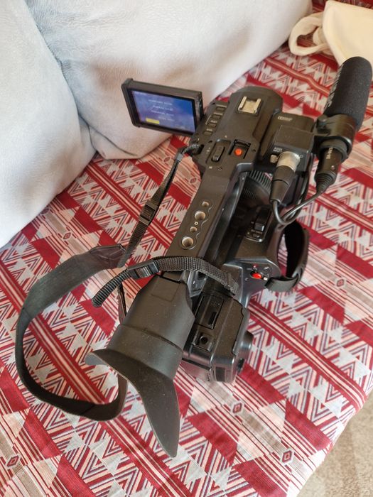 4К Професионална видеокамера Panasonic HC-X1