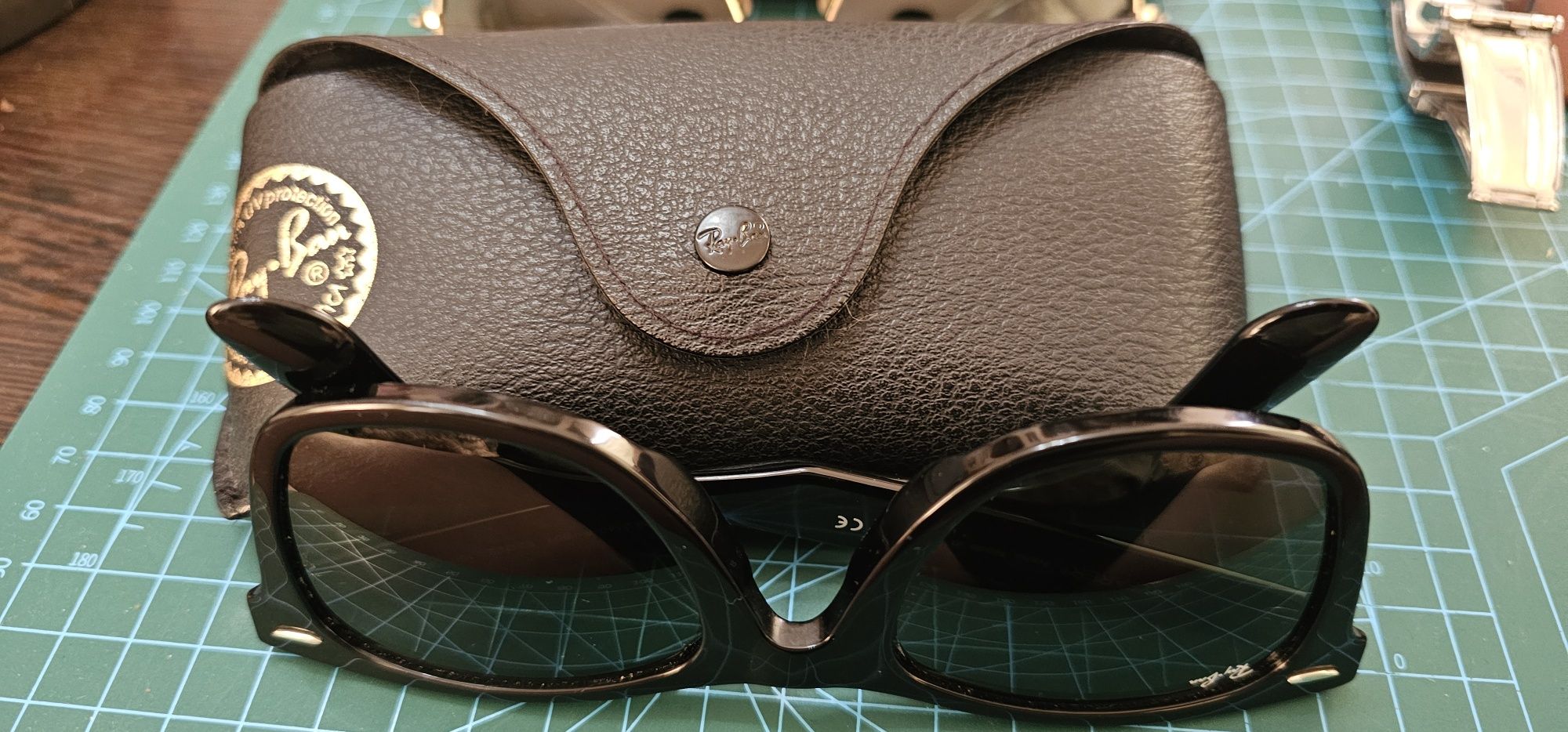 Ray ban wayfarer 52