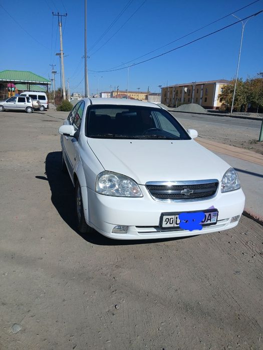 Lacetti 2011 yil sotiladi