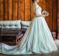 Свадебное платье со сьемным шлейфом - корона и серьги в подарок