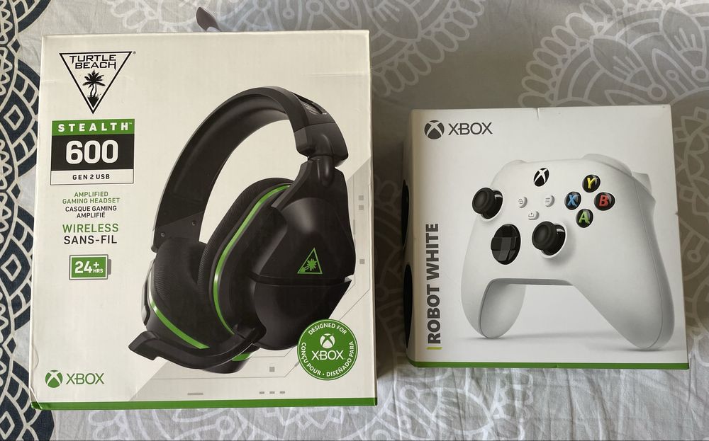 Xbox series X + monitor + casti + mous/tast + dock incarcare si ventil