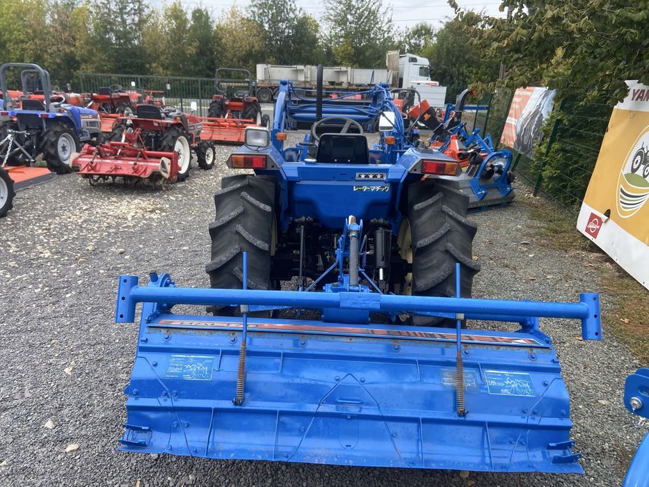 Tractor japonez Iseki TA320, 4x4, 32cp, incarcator frontal si freza