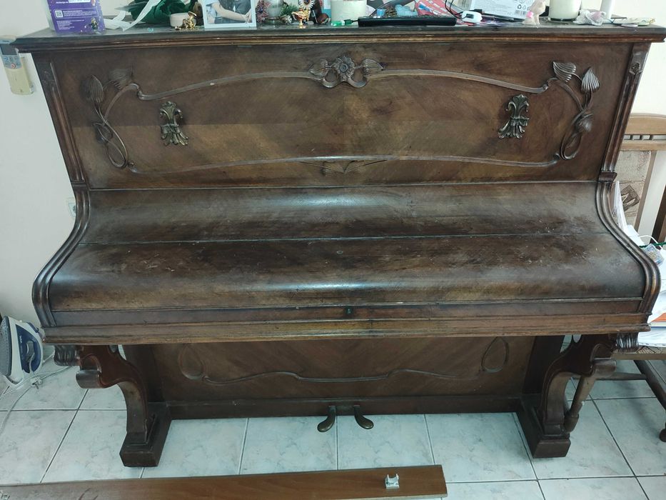 Класическо пиано Dieterle