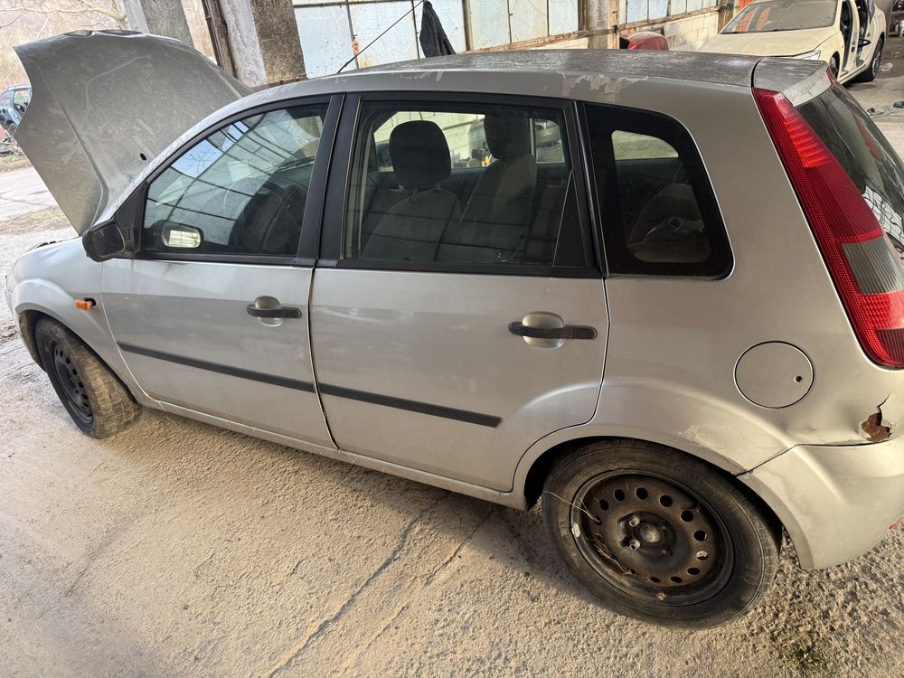 Dezmembrez ford fiesta 1.4 tdci an 2006