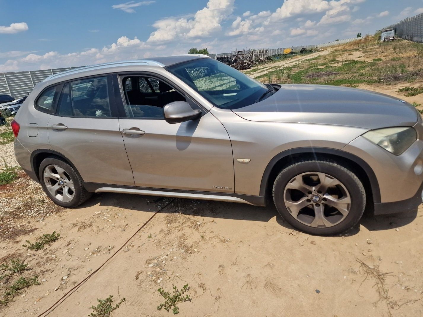 Bara fata spate capota portbagaj aripa usa stop far bmw x1 e84 A72