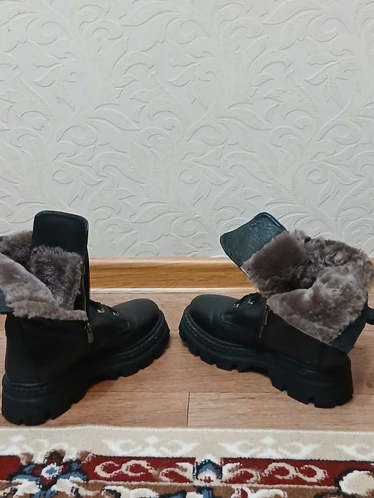 Берцы 38 размер.Производство Турция.Есть торг.