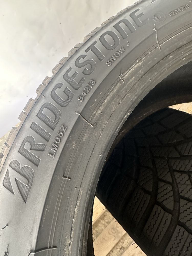 225/45/17 Bridgestone dot23