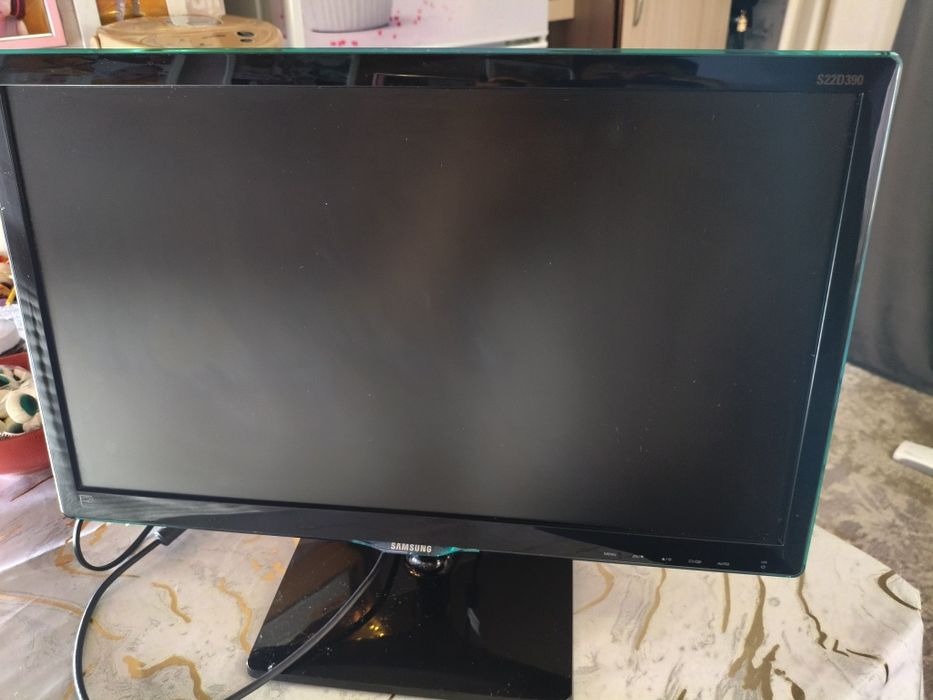 Монитор 21.5 дюймов