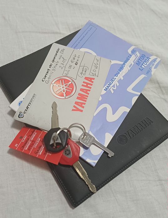 Yamaha MT09 Quick-Shifter - toba carbon full Arrow