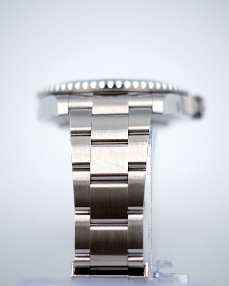Rolex Submariner Date - ГАРАНЦИЯ