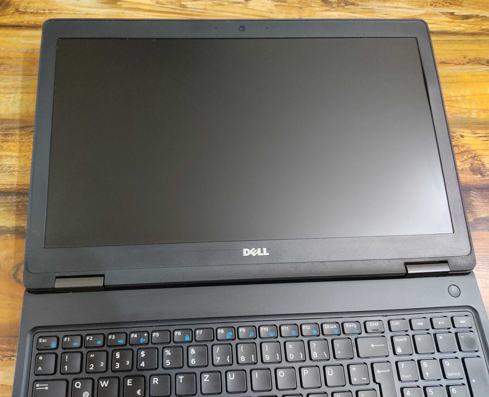 лаптоп Dell Latitude 5580,i5-7440HQ,12GB RAM,512GB Nvme