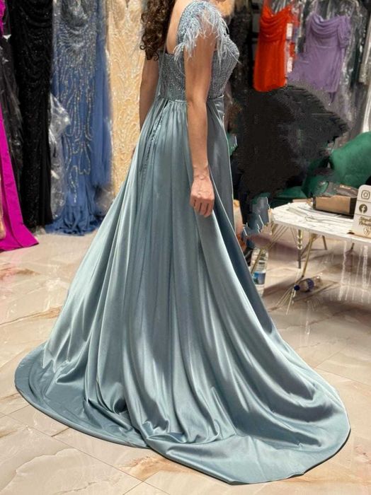 Rochie nouă. Model nou