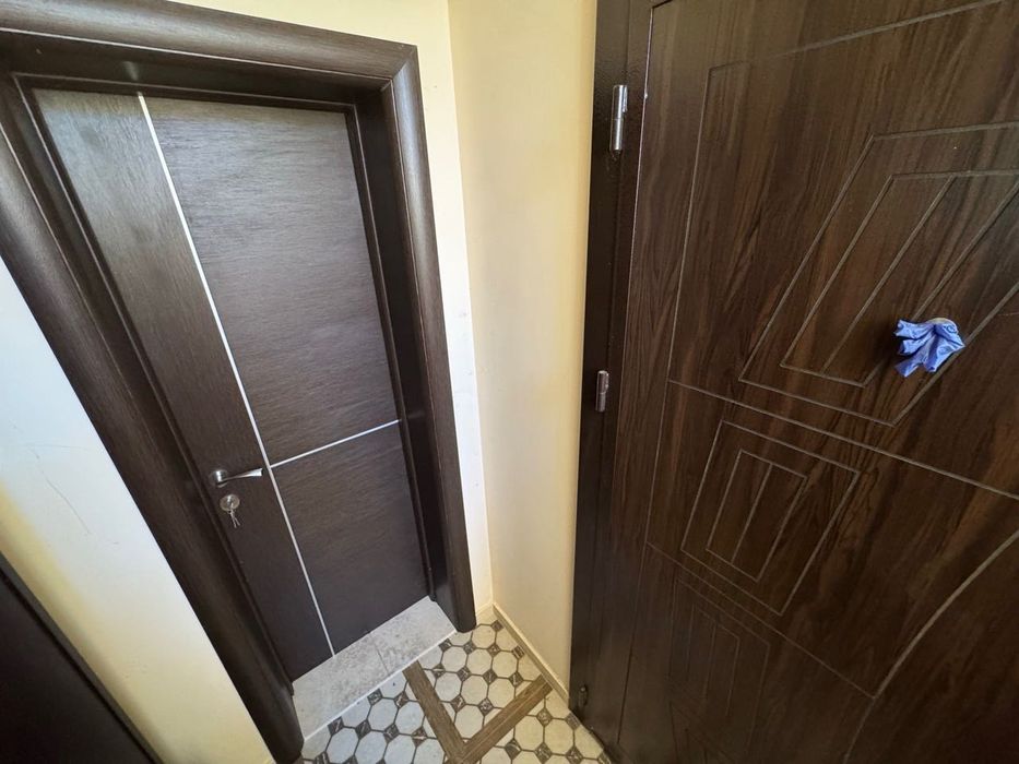 Интериорна врата