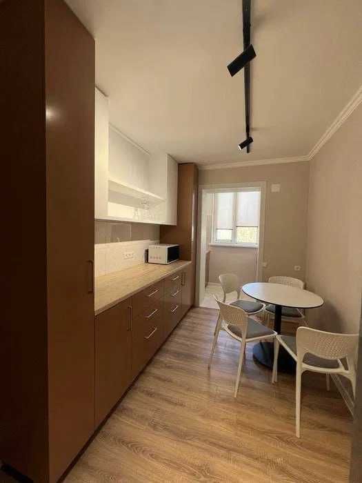 Сдается в аренду 2/5/9 Яккасарайский Шота Руставели 378*