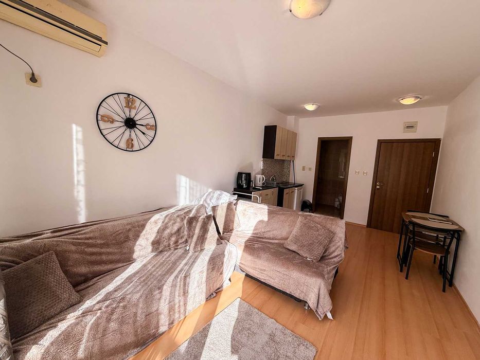 Продава се Едностаен апартамент в к.к. Слънчев бряг - 32 кв.м за 1172 €/кв.м - Снимка #8