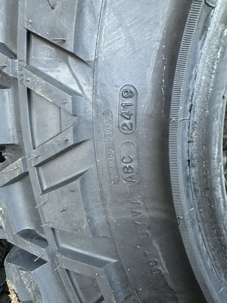 Maxxis 255/85/16