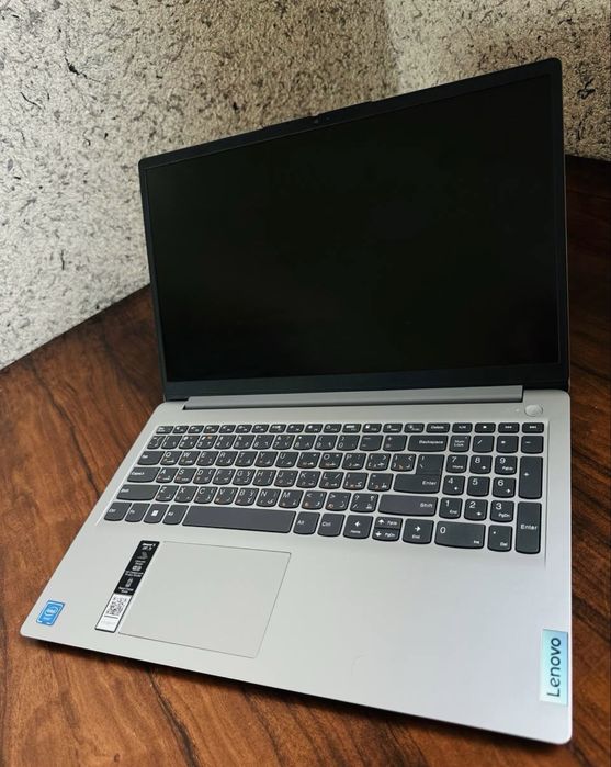 Lenovo 4020 holati yaxshi narxi arzon srochni sotiladi