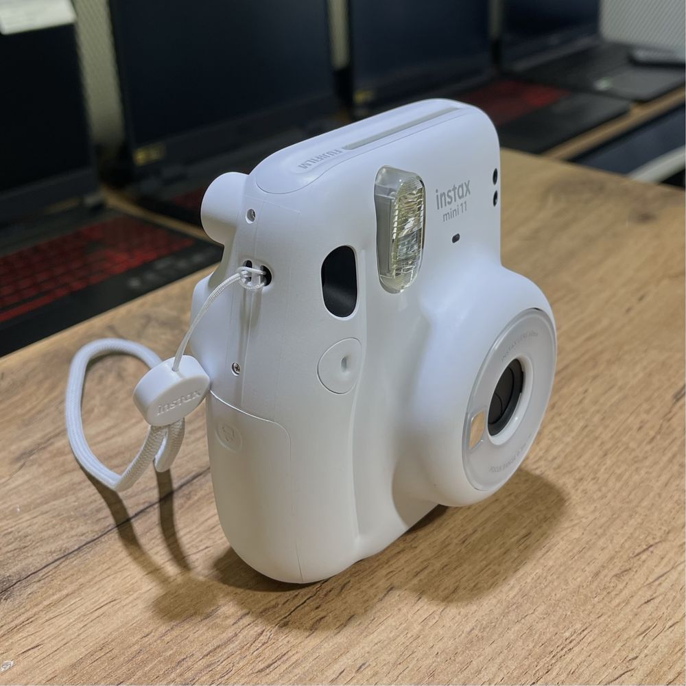 Fujifilm Instax 11 mini, фотоаппарат моментальной печати, 8309/А10