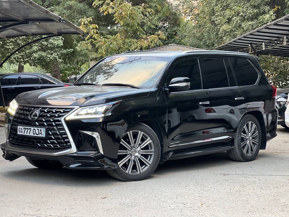Lexus LX 570 родной 100%