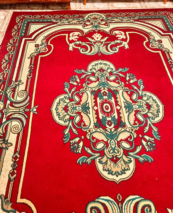 Кілем б/у 7000 тг