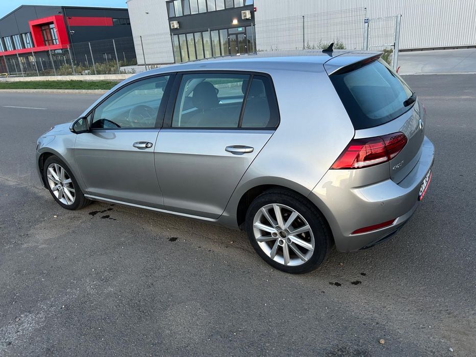 Vand golf 7/an 2017/stare impecabila
