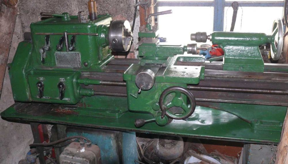 Металообработваща машина Струг С8