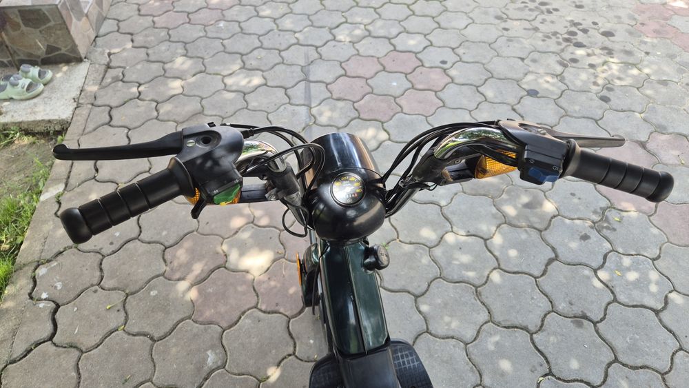 Piaggio Grillo cu Carte Rar