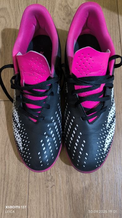 Стоножки за изкуствена трева Adidas