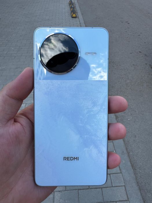 Redmi K80 12/256гб (CN)