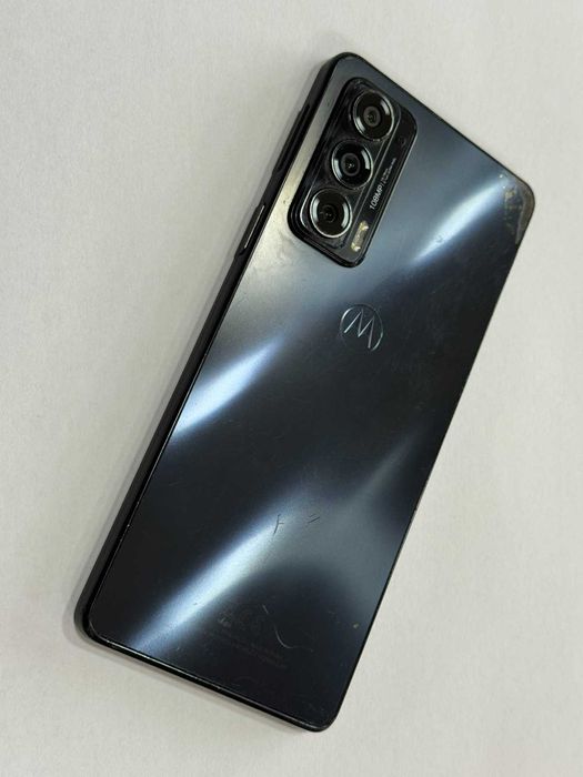 Motorola Edge 20, Dual SIM, 128GB, 8GB RAM / забележки