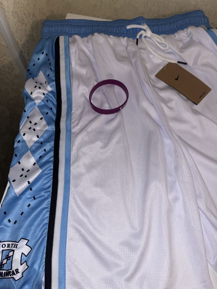 Nike shorts,L/XL/XL