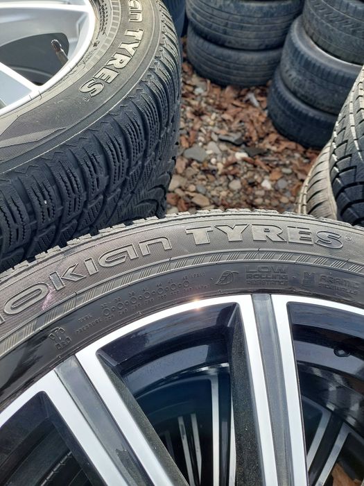 Set 4 anvelope Nokian wr suv4  235 55 r19 ci121